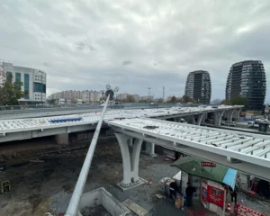 Read more about the article Projelerimiz: Yeni Bosna Metrobüs Yaya Geçiş Köprüleri